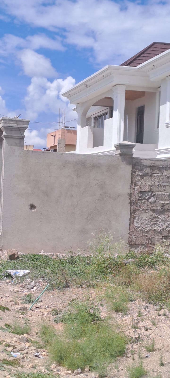 40*60 residential plot on sale at utawala