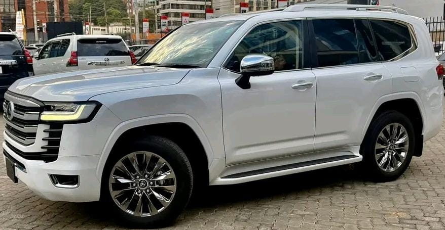 2022 LAND CRUISER ZX