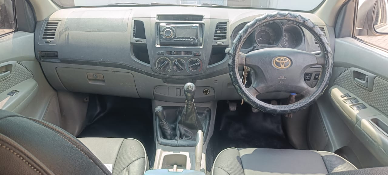 Toyota Hilux 2011
