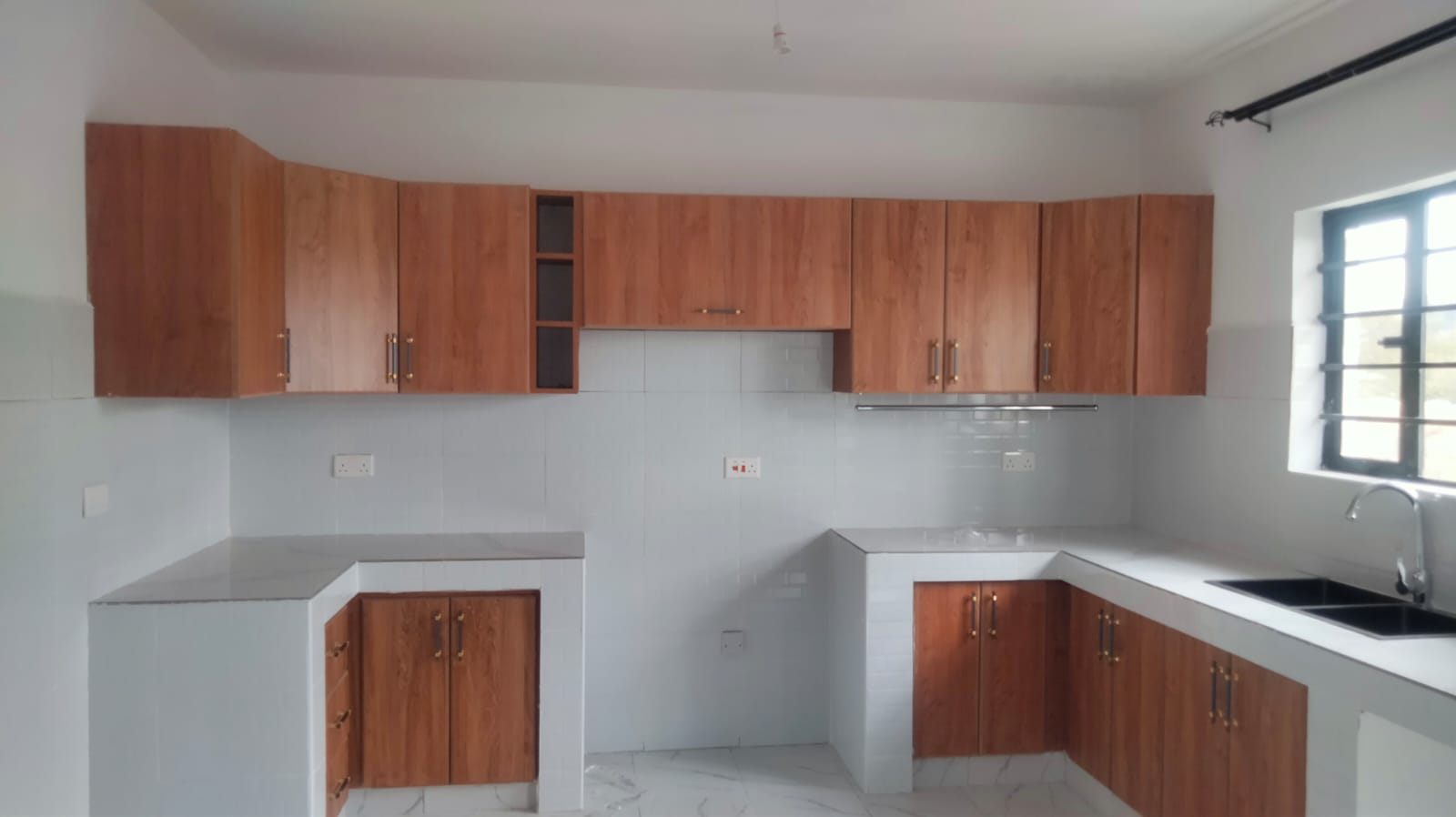 4 bedroom all ensuite