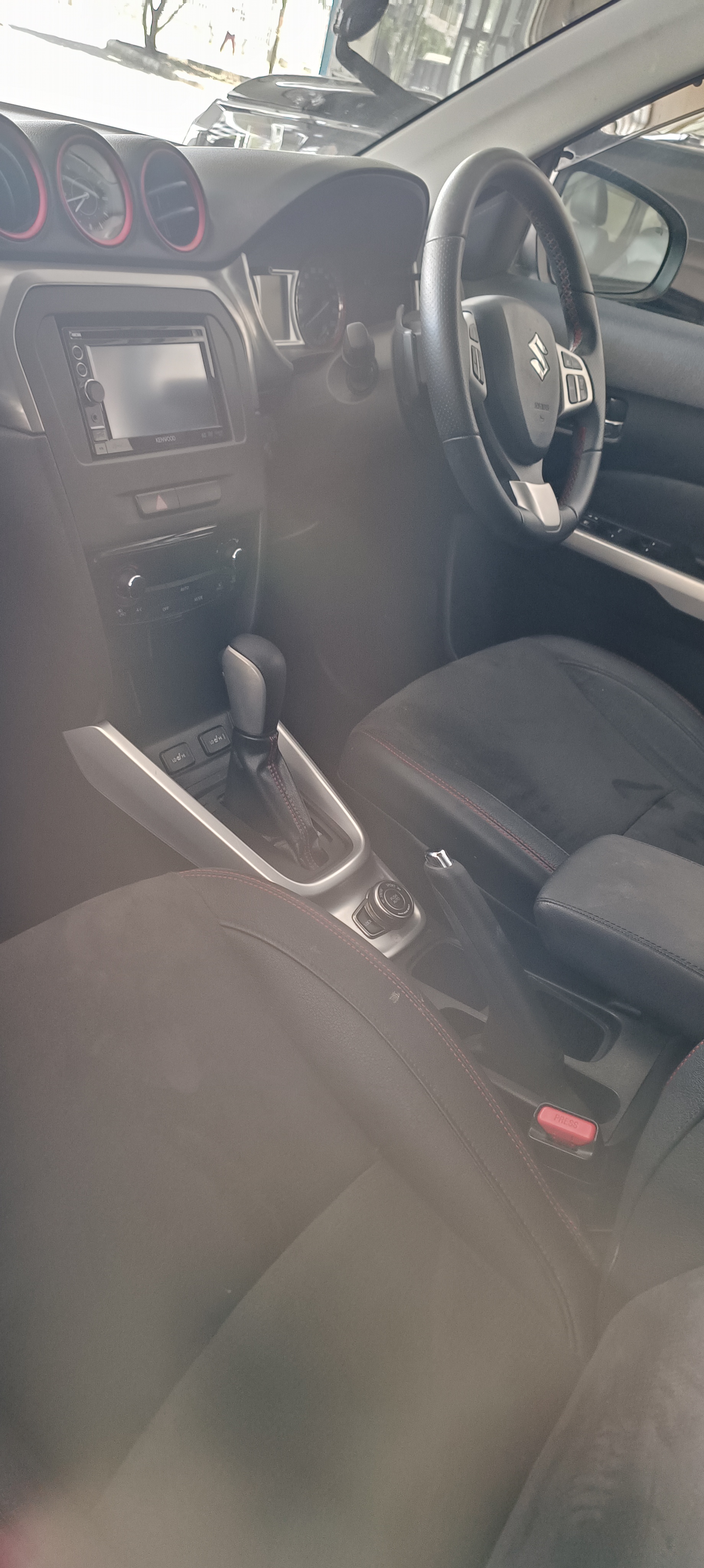 Suzuki Escudo 4×4 2018 2wd
