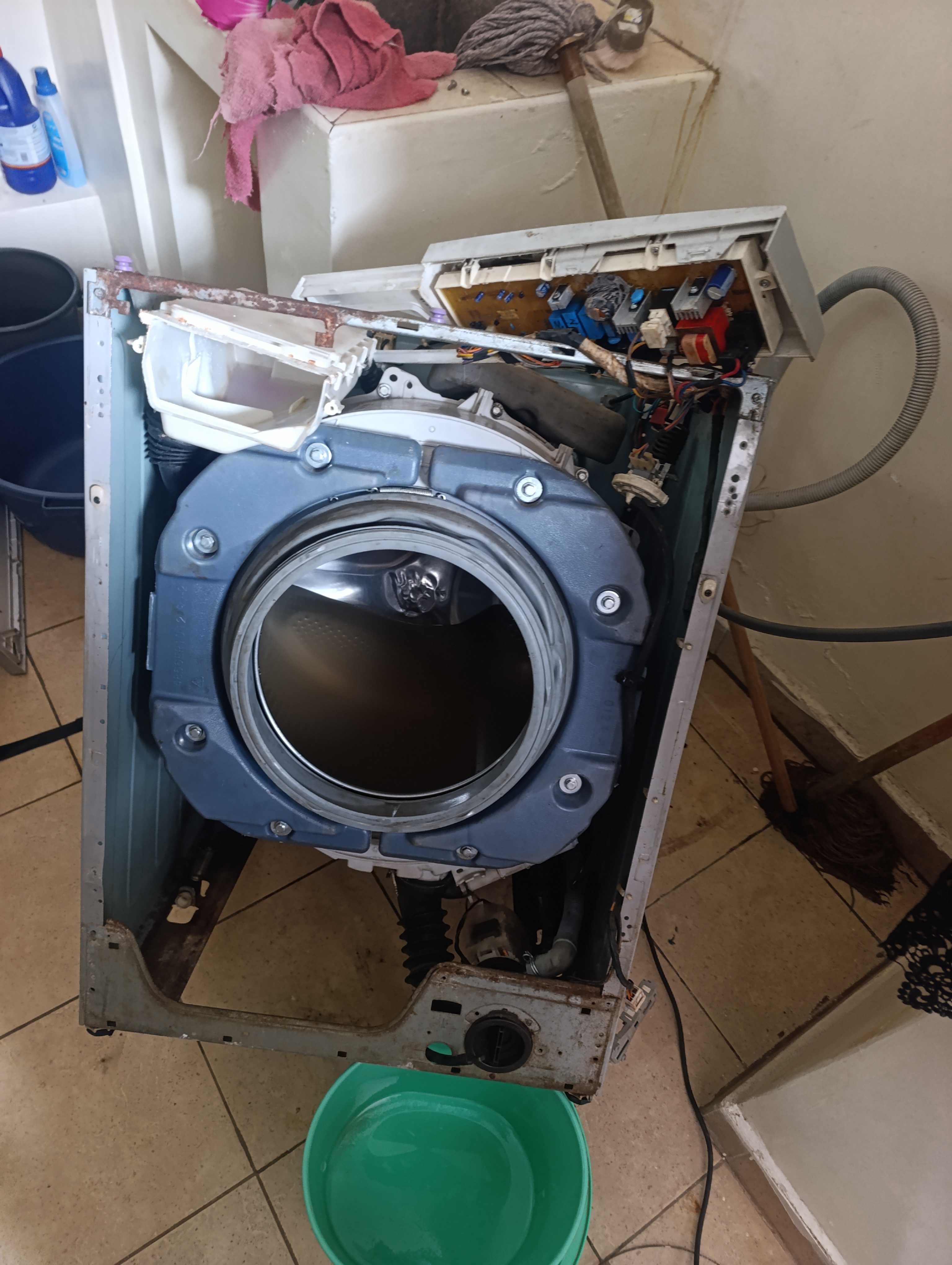 Microwave repair service