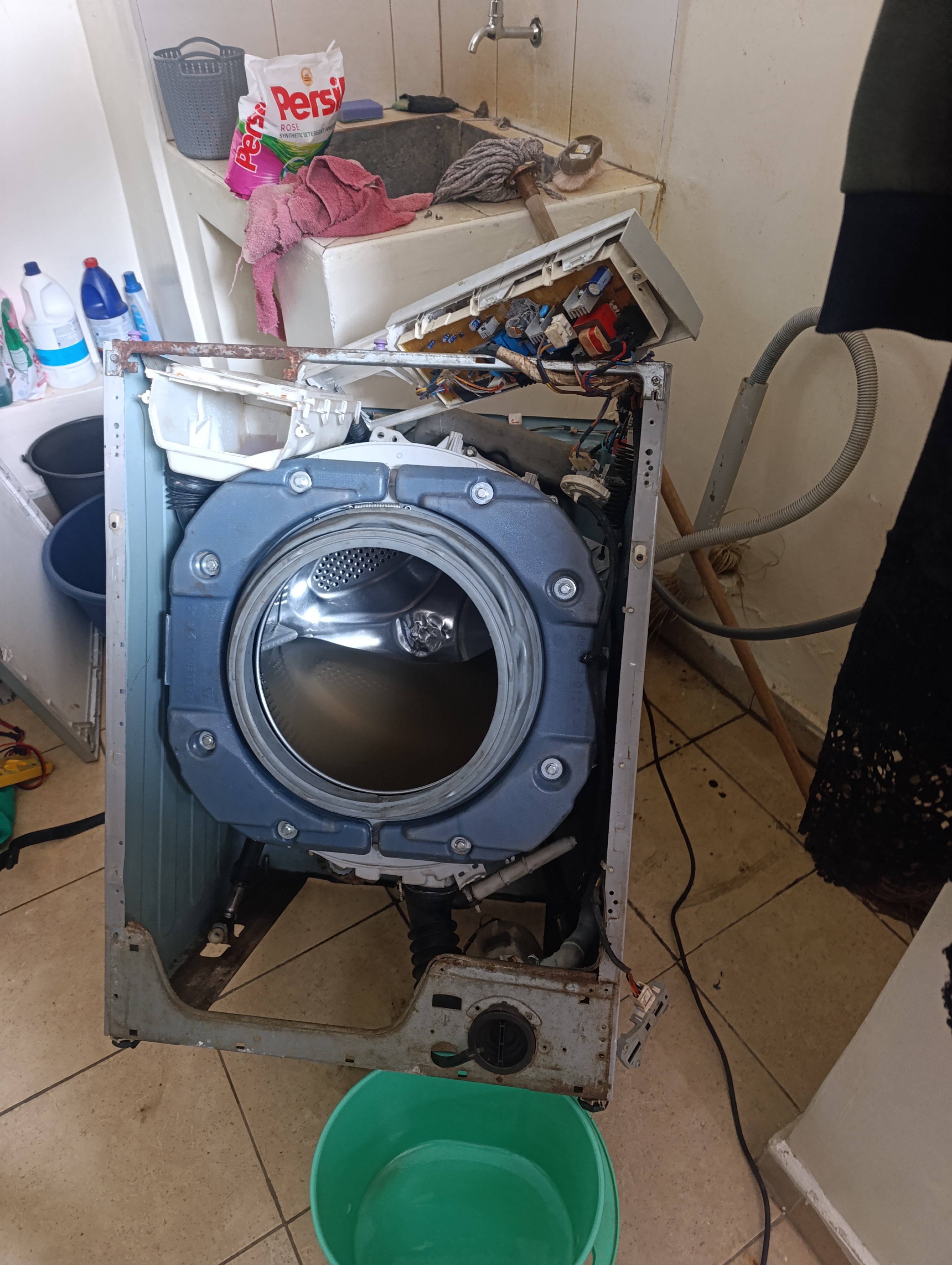 Microwave repair service
