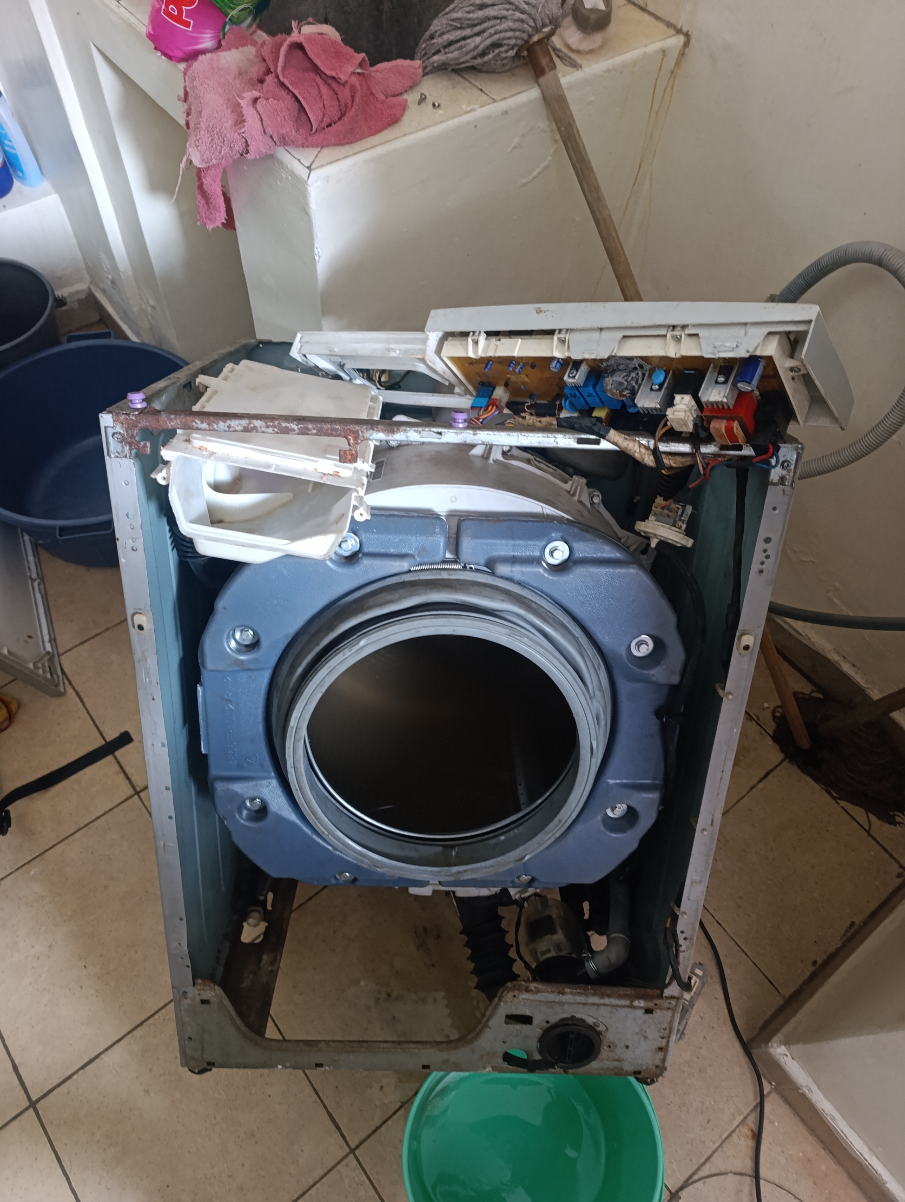 Microwave repair service