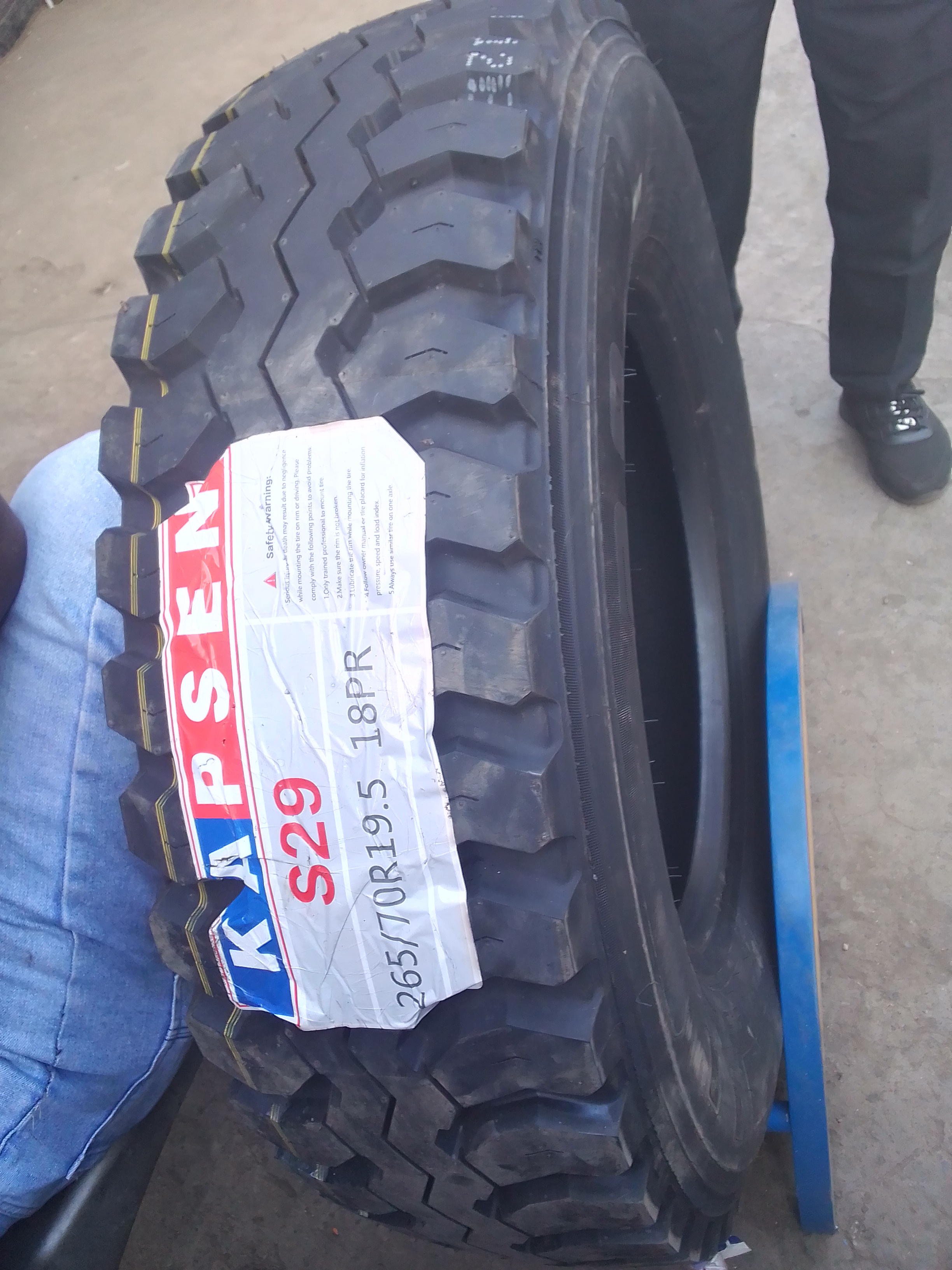 265/70R19.5 kapsen tyres