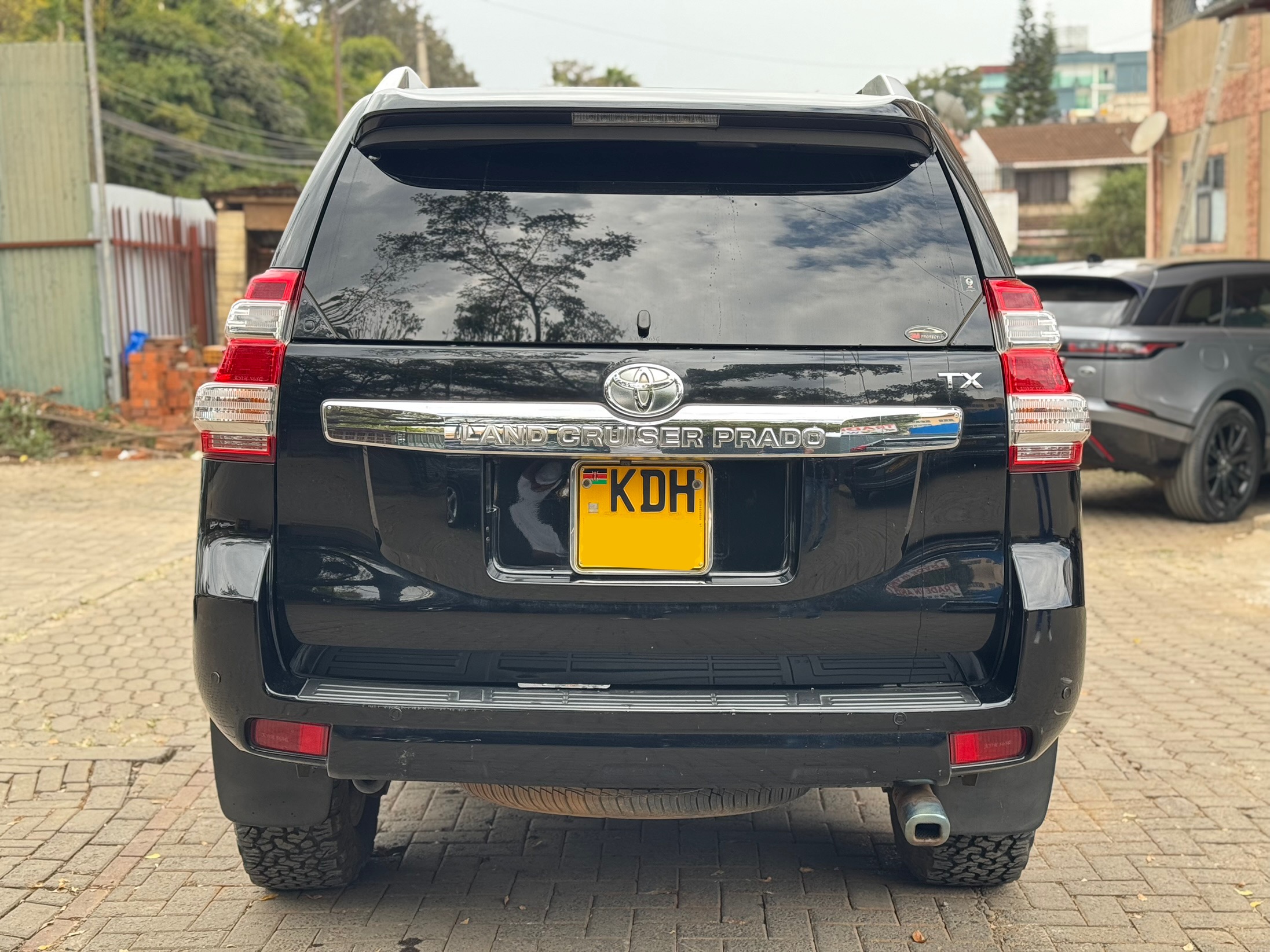 Toyota Landcruiser Prado