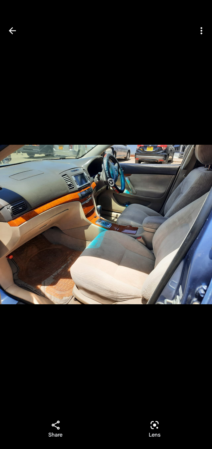 Toyota premio