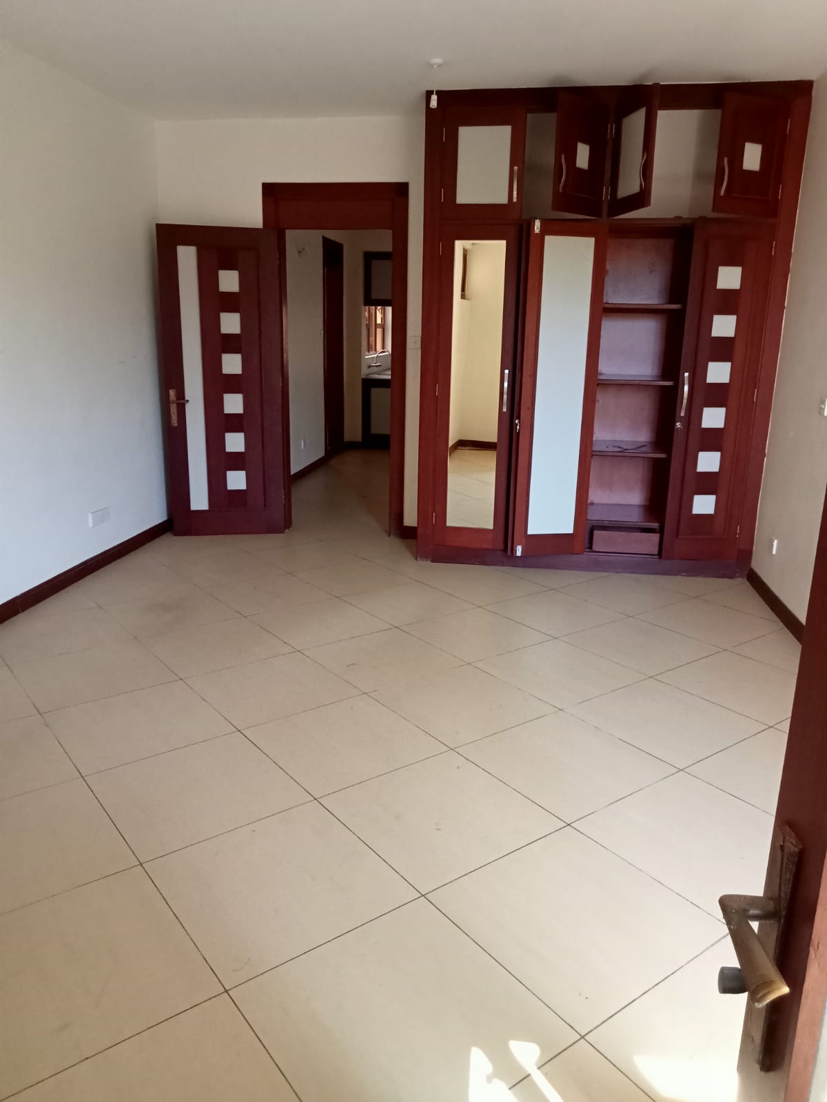 2 Bedroom Executive Apartment For Rent