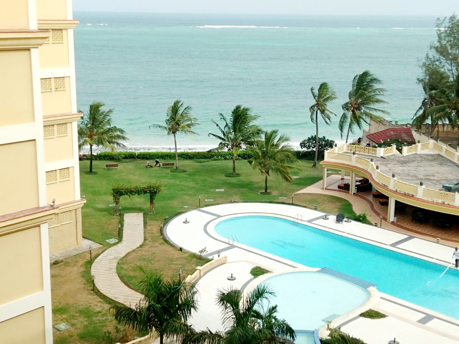 Executive 3 & 4 Bedrooms Beach Apartment For Rent in Nyali