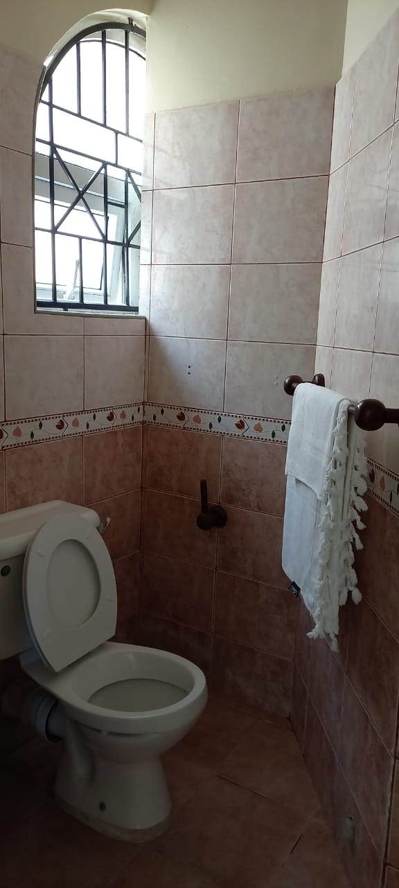 5 bedroom villa all fully furnished for rent in Nyali.