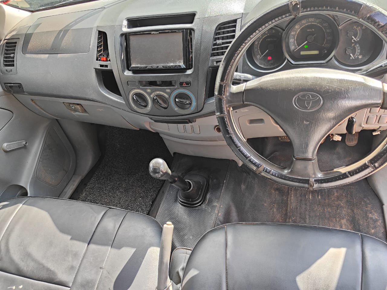 Toyota Hilux 2008 Silver