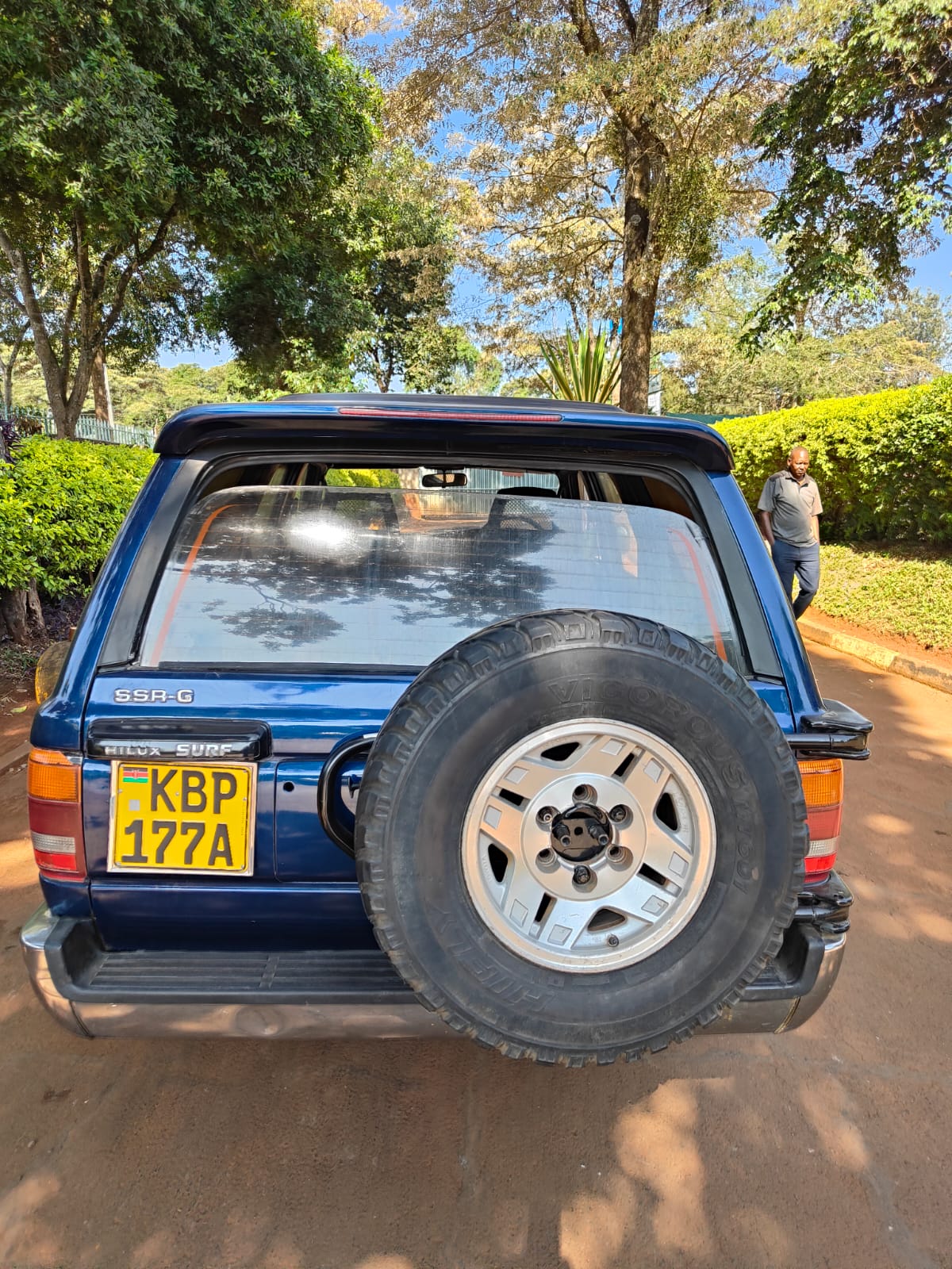 Toyota Hilux Surf 2005 Blue