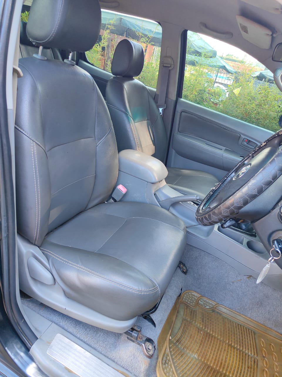 Toyota Hilux 2008 Black
