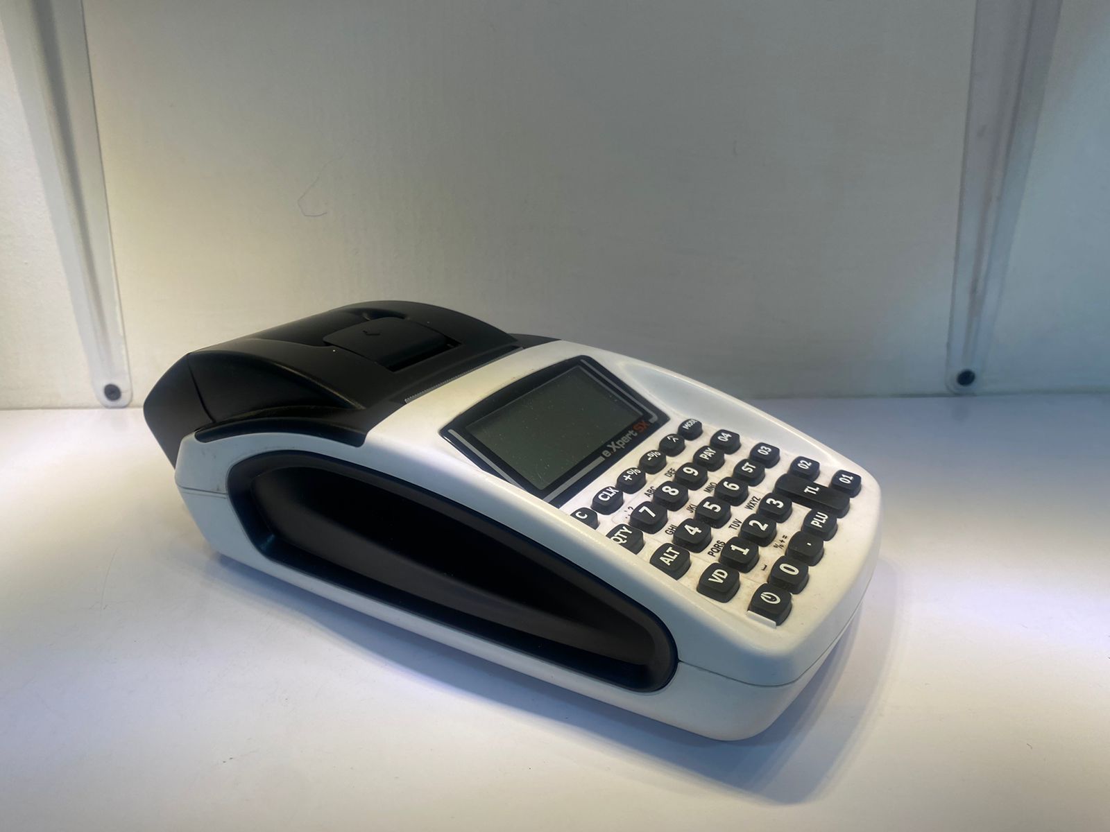 "Daisy Expert KRA TIMS ETR Machine – Reliable, Compliant, Efficient"