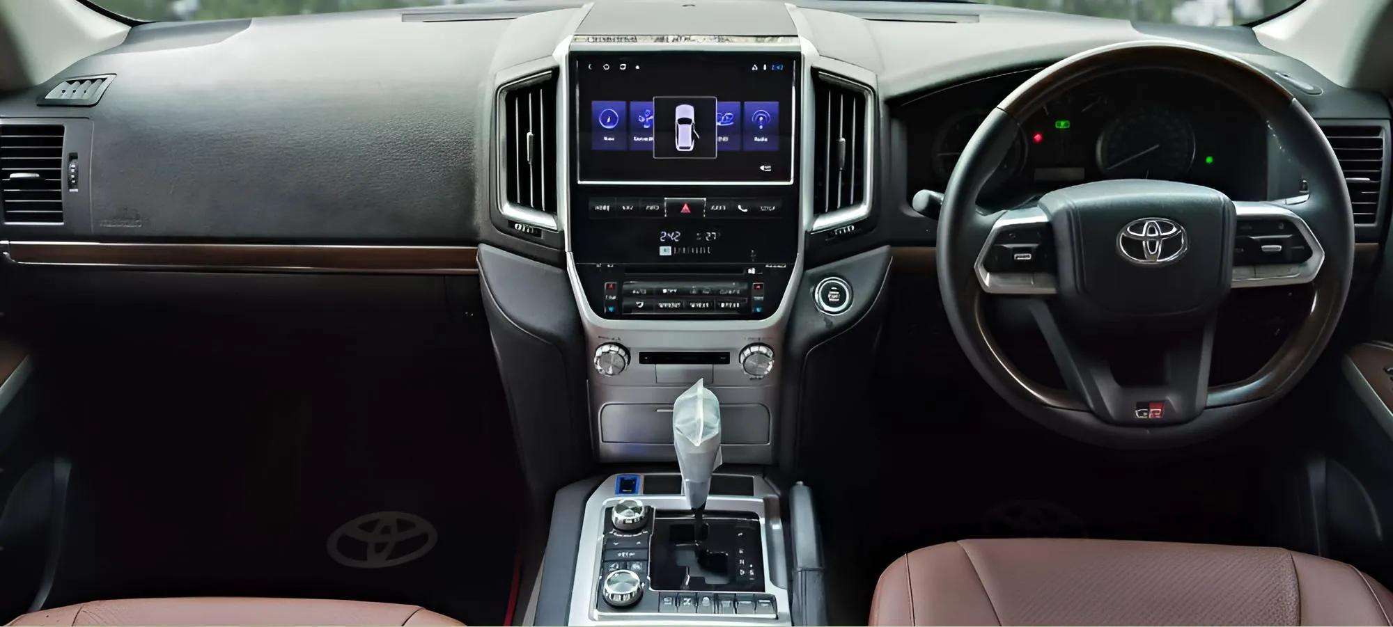 TOYOTA LAND CRUISER