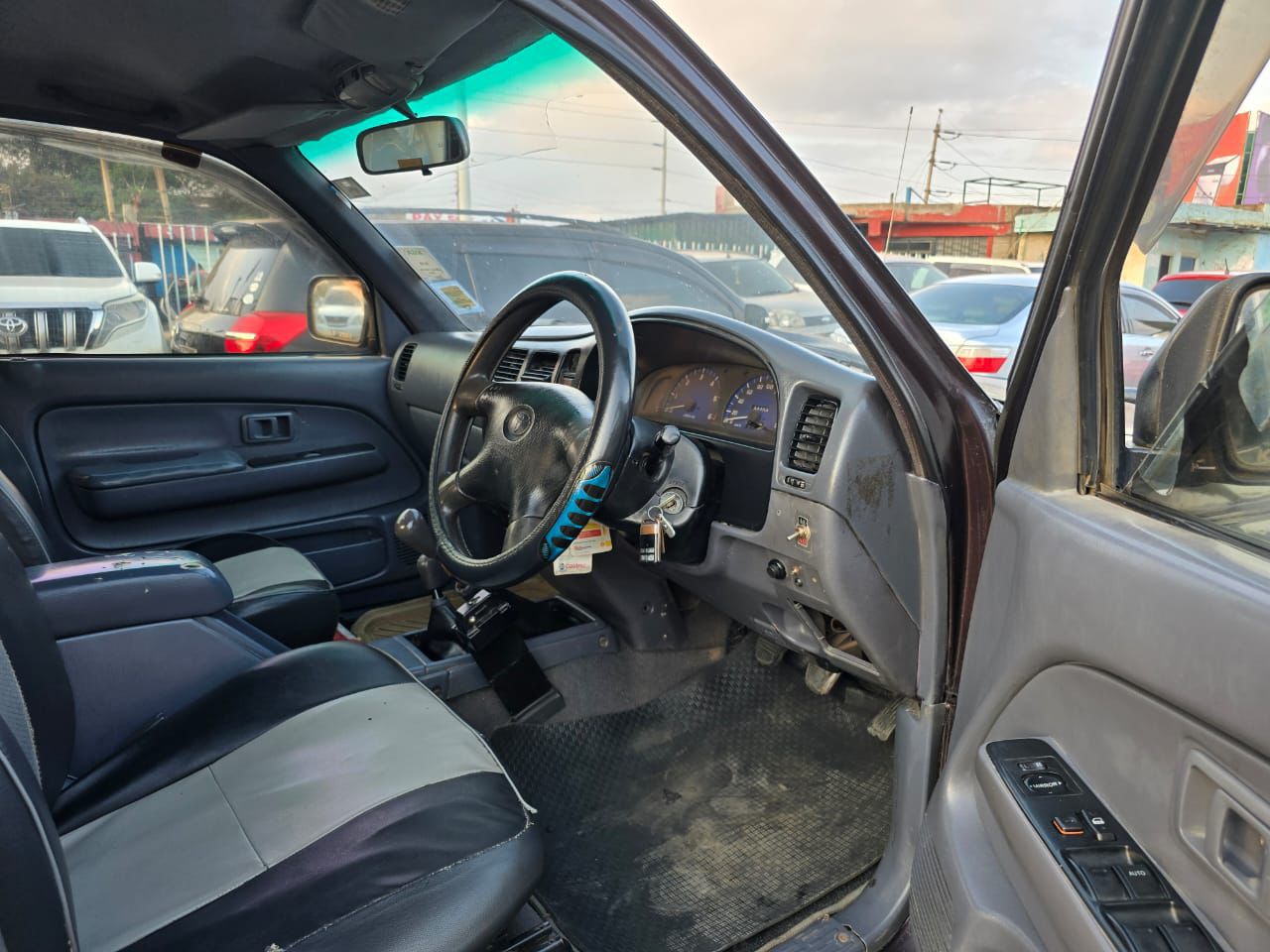 2003 Toyota Hilux Double Cab Local