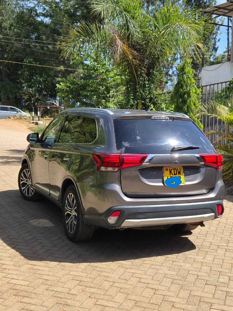 2016 MITSUBISHI OUTLANDER