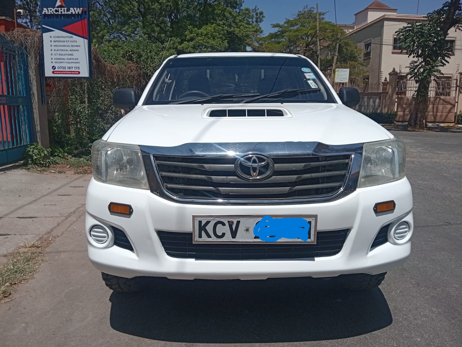 TOYOTA HILUX SINGLE CAB