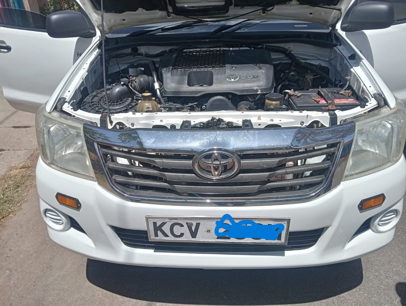 TOYOTA HILUX SINGLE CAB