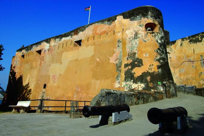 Tours & travel