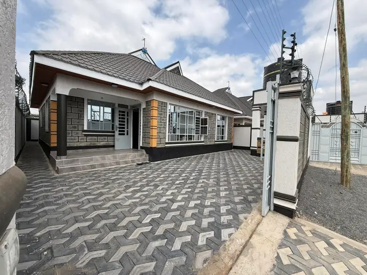 3 bedroom ensuite bungalow