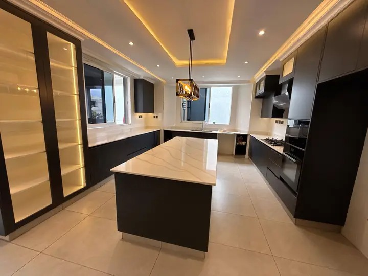 4 bedroom spacious mansion for rent